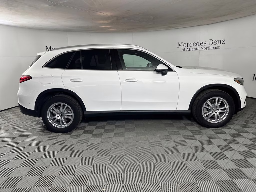 2026 Polar White Mercedes-Benz GLC GLC 300 AWD SUV
