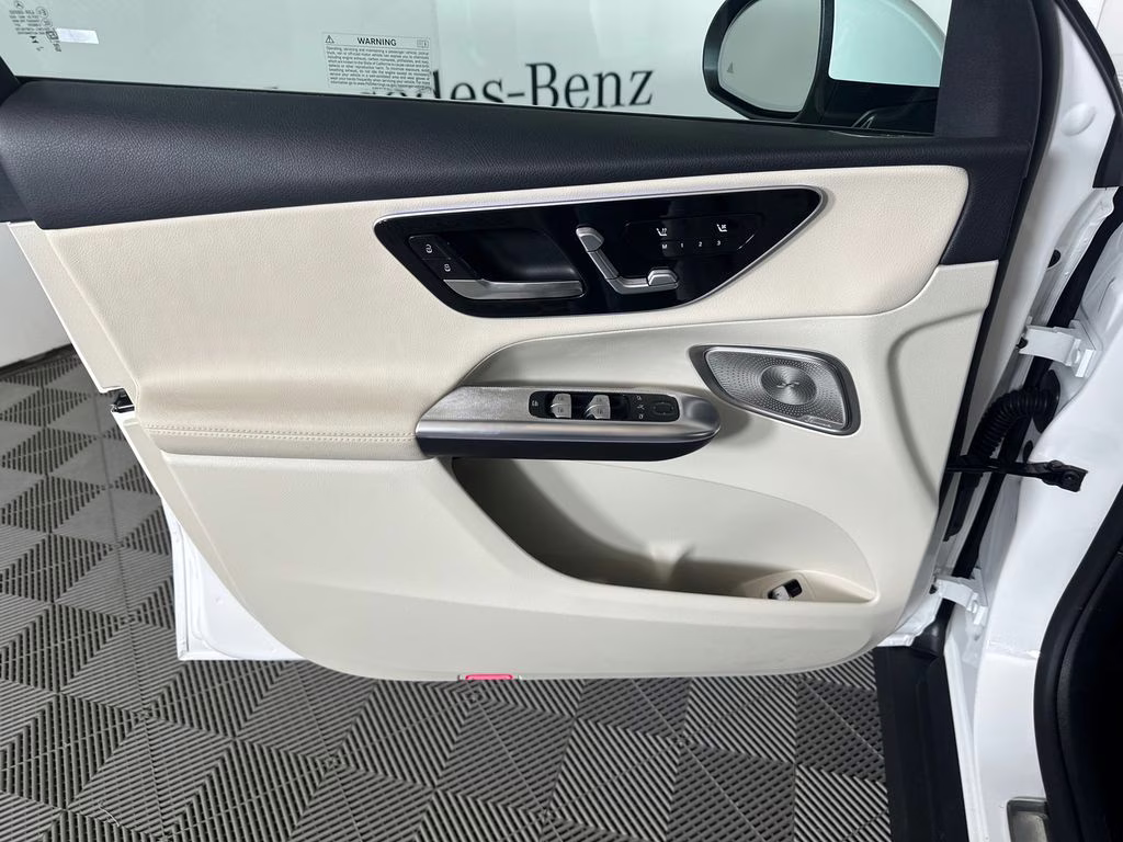 2026 Polar White Mercedes-Benz GLC GLC 350e AWD SUV