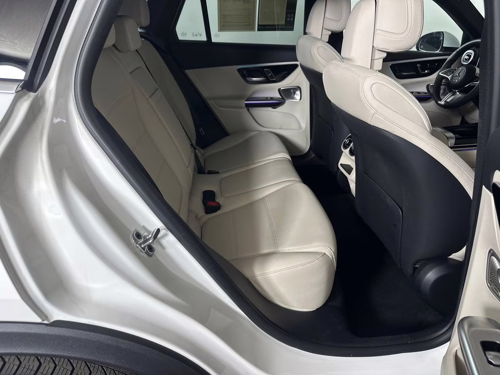 2026 Polar White Mercedes-Benz GLC GLC 350e AWD SUV