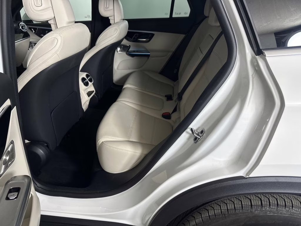 2026 Polar White Mercedes-Benz GLC GLC 350e AWD SUV