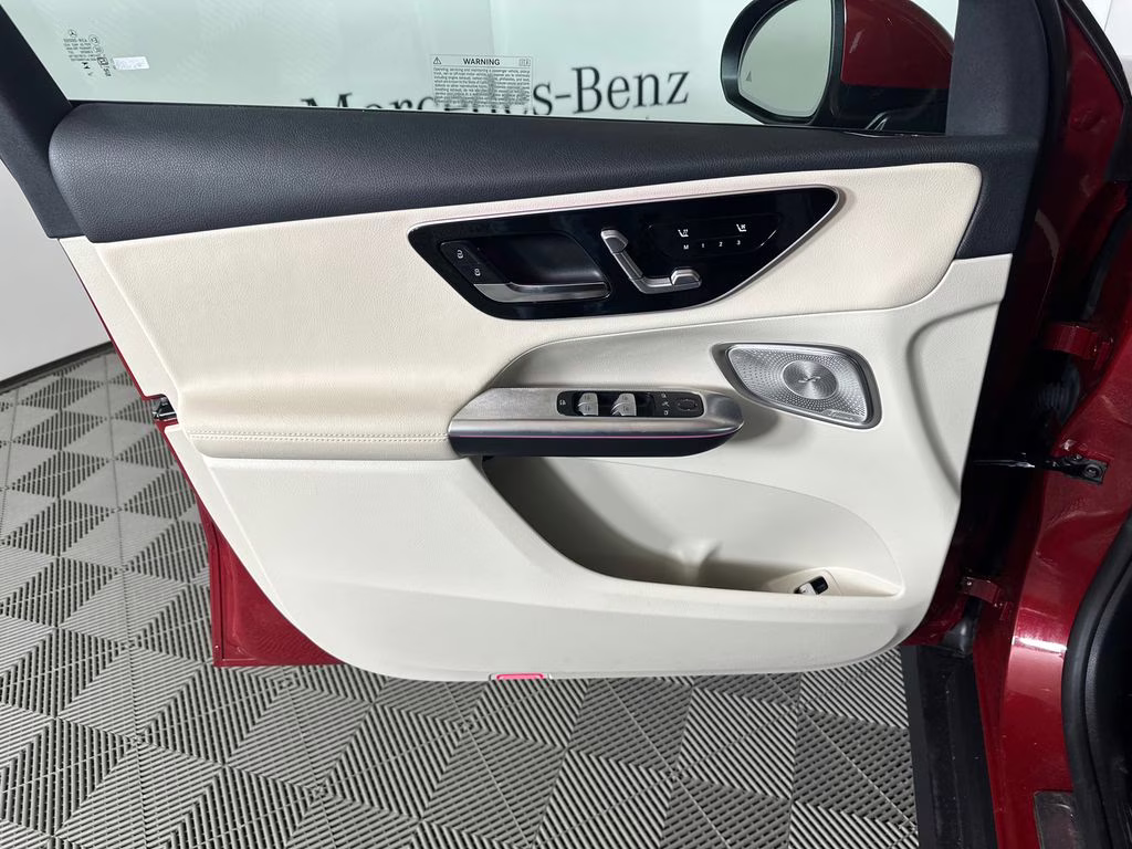 2026 MANUFAKTUR Patagonia Red Metallic Mercedes-Benz GLC GLC 350e AWD SUV