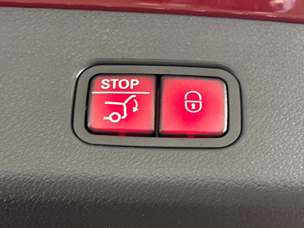 2026 MANUFAKTUR Patagonia Red Metallic Mercedes-Benz GLC GLC 350e AWD SUV