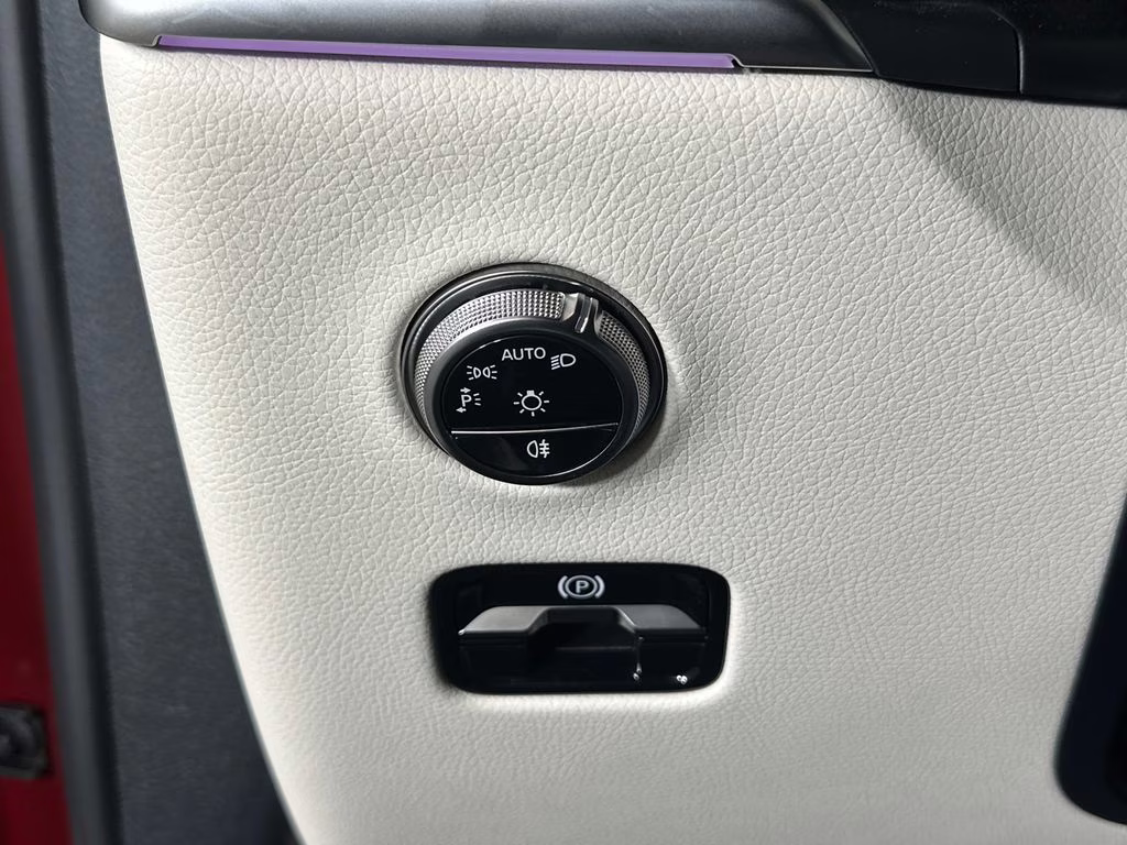 2026 MANUFAKTUR Patagonia Red Metallic Mercedes-Benz GLC GLC 350e AWD SUV