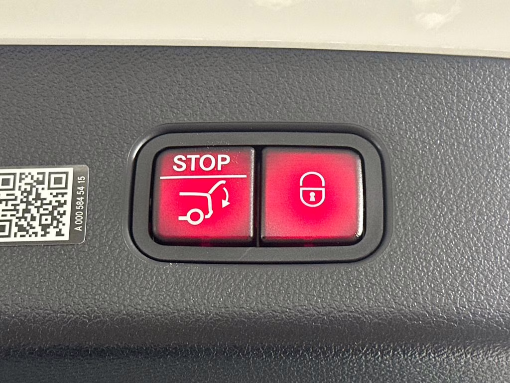 2026 Polar White Mercedes-Benz GLC GLC 350e AWD SUV