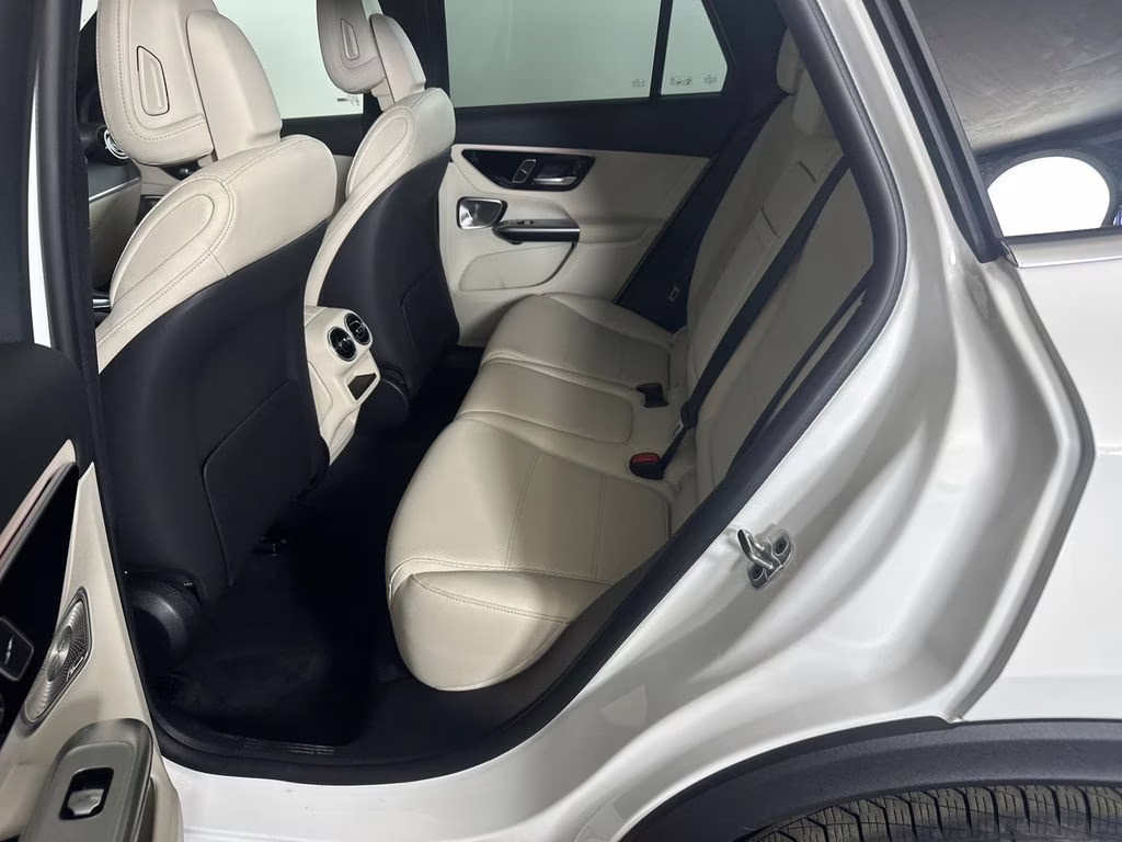 2026 Polar White Mercedes-Benz GLC GLC 350e AWD SUV