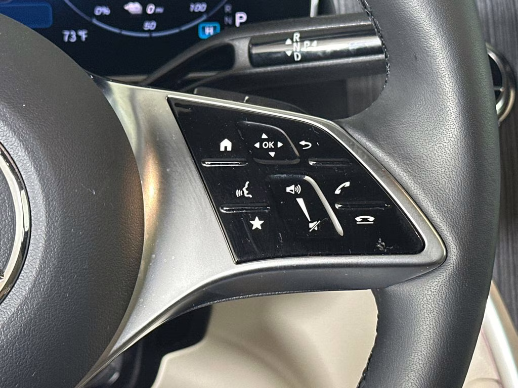 2026 Polar White Mercedes-Benz GLC GLC 350e AWD SUV