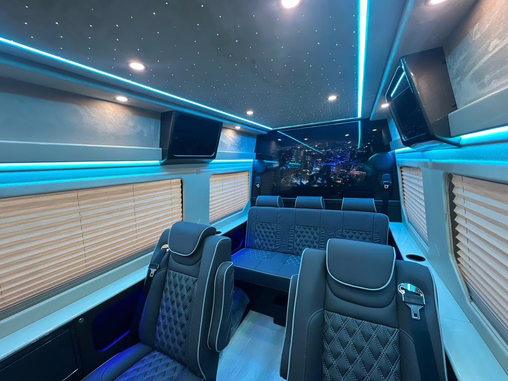 2025 Obsidian Mercedes-Benz Sprinter 3500 Cargo 170 WB RWD Van