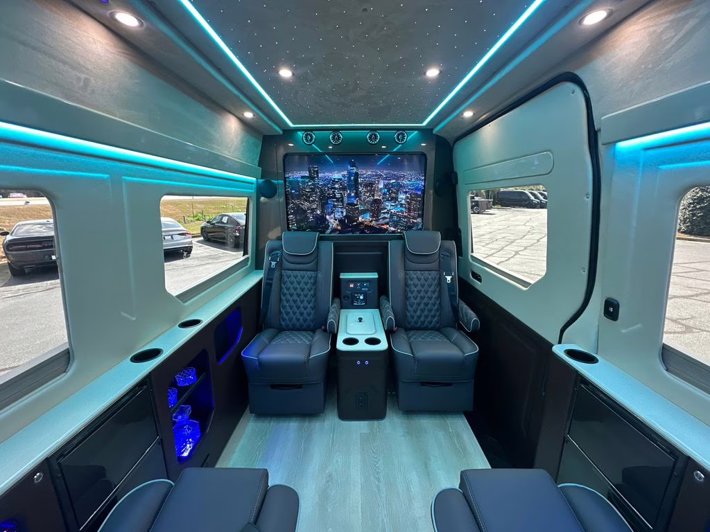 2025 Obsidian Mercedes-Benz Sprinter 3500 Cargo 170 WB RWD Van