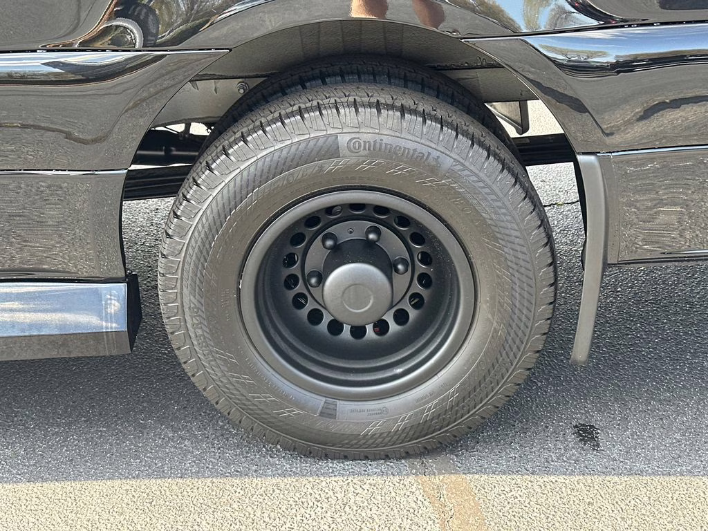 2025 Obsidian Mercedes-Benz Sprinter 3500 Cargo 170 WB RWD Van