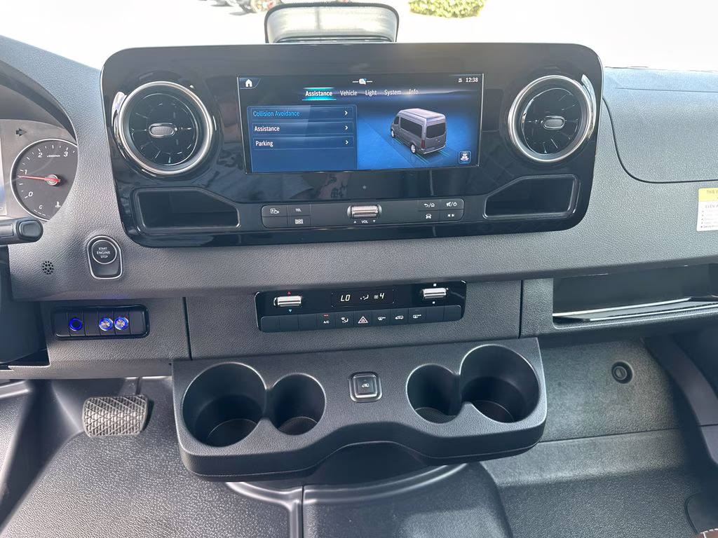 2025 Obsidian Mercedes-Benz Sprinter 3500 Cargo 170 WB RWD Van