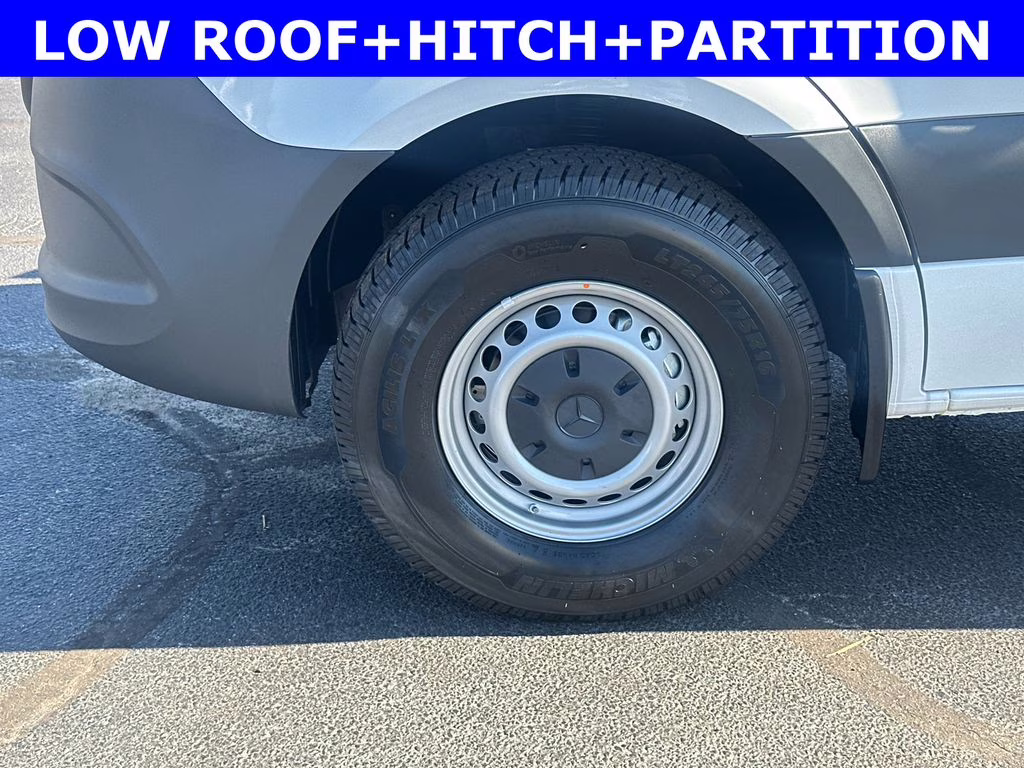 2026 Arctic Mercedes-Benz Sprinter 2500 Cargo 144 WB RWD Van