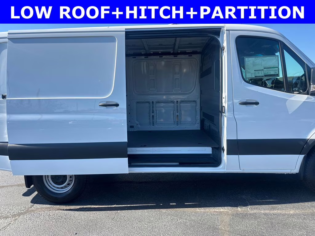 2026 Arctic Mercedes-Benz Sprinter 2500 Cargo 144 WB RWD Van