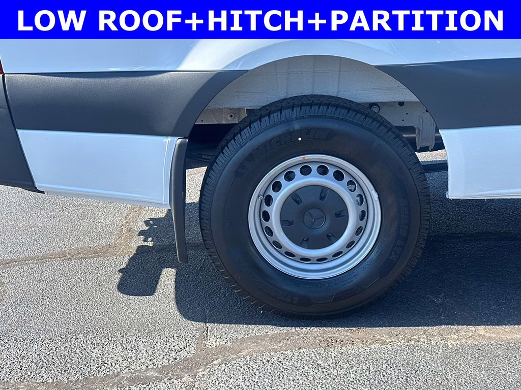 2026 Arctic Mercedes-Benz Sprinter 2500 Cargo 144 WB RWD Van