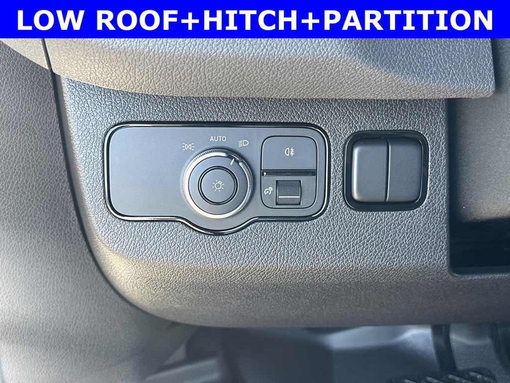 2026 Arctic Mercedes-Benz Sprinter 2500 Cargo 144 WB RWD Van