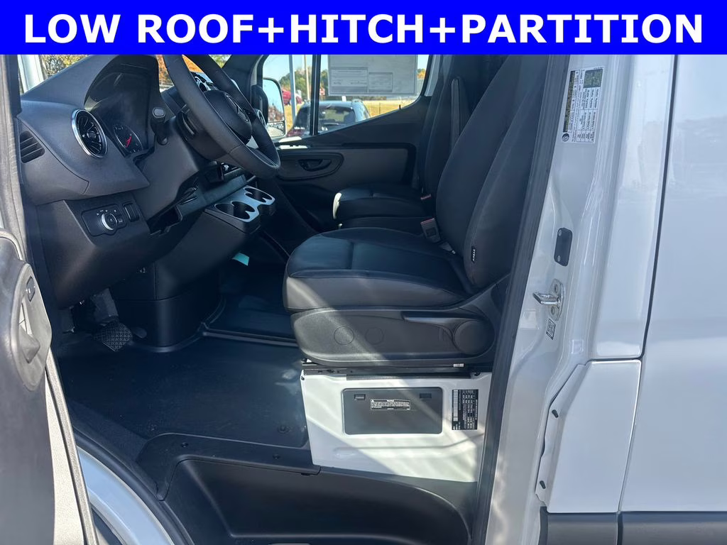 2026 Arctic Mercedes-Benz Sprinter 2500 Cargo 144 WB RWD Van
