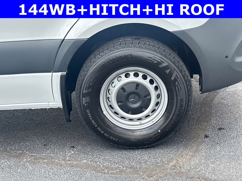 2026 Arctic Mercedes-Benz Sprinter 2500 Cargo 144 WB RWD Van