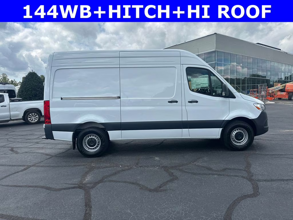 2026 Arctic Mercedes-Benz Sprinter 2500 Cargo 144 WB RWD Van