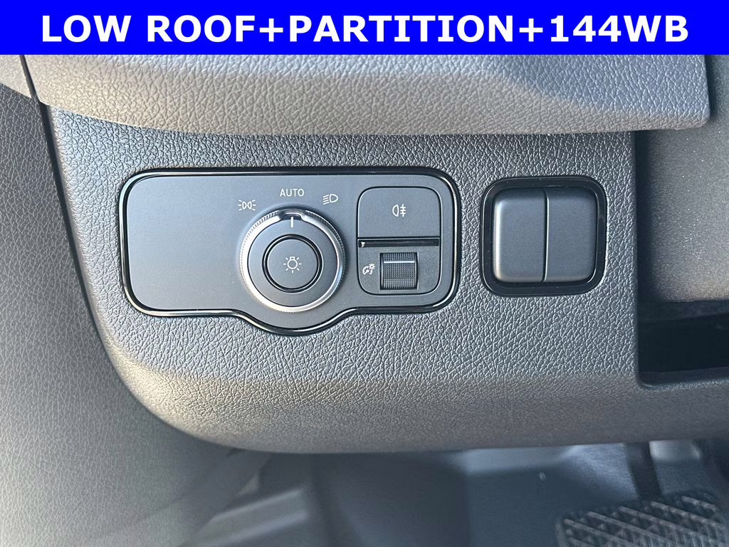 2026 Arctic Mercedes-Benz Sprinter 2500 Cargo 144 WB RWD Van