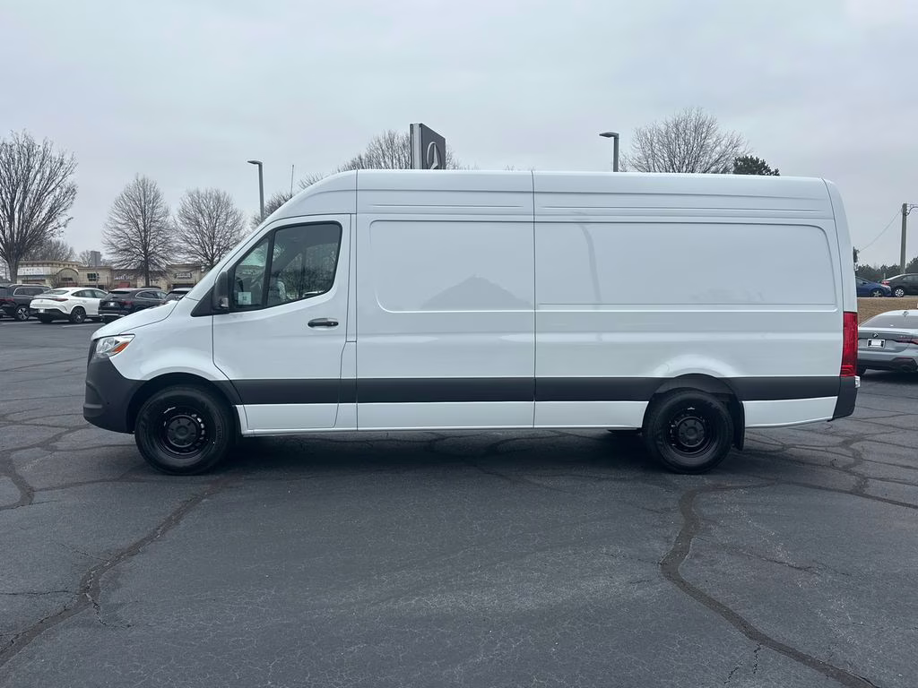 2026 Arctic Mercedes-Benz Sprinter 2500 Cargo 170 WB RWD Van