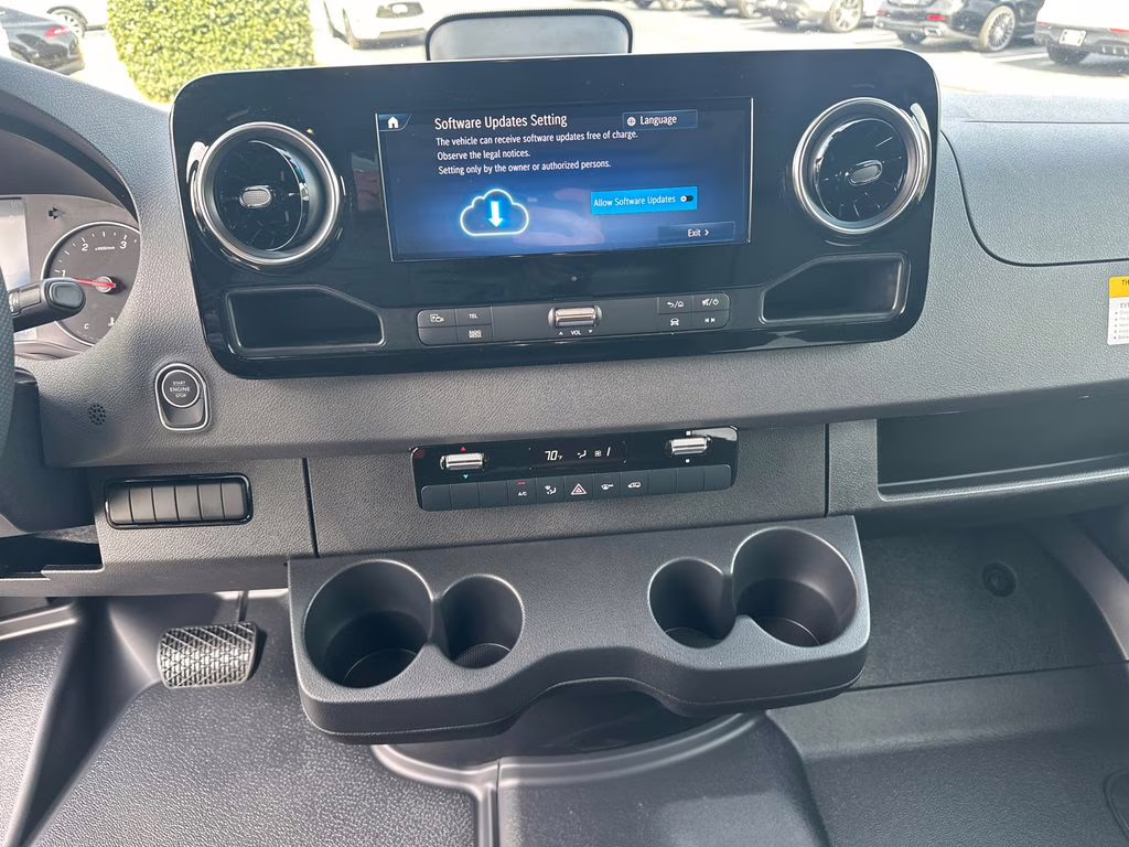 2026 Pebble Mercedes-Benz Sprinter 2500 Cargo 170 WB RWD Van