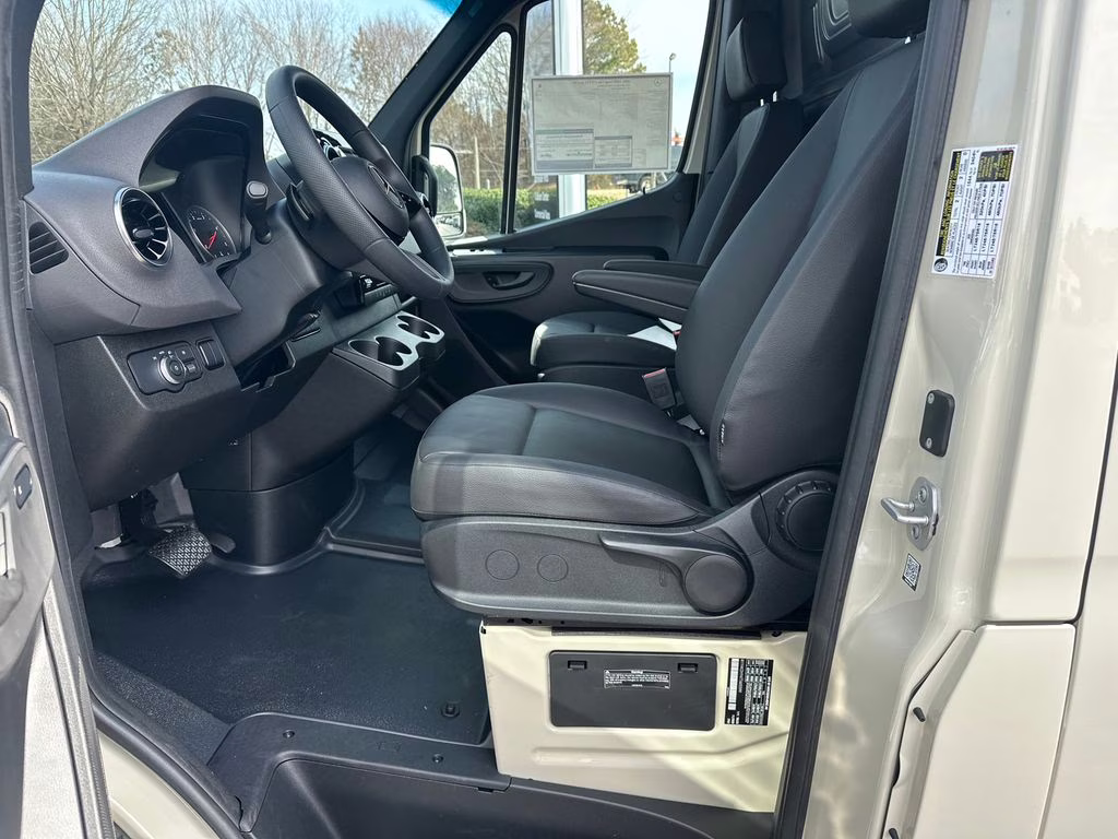 2026 Pebble Mercedes-Benz Sprinter 2500 Cargo 170 WB RWD Van