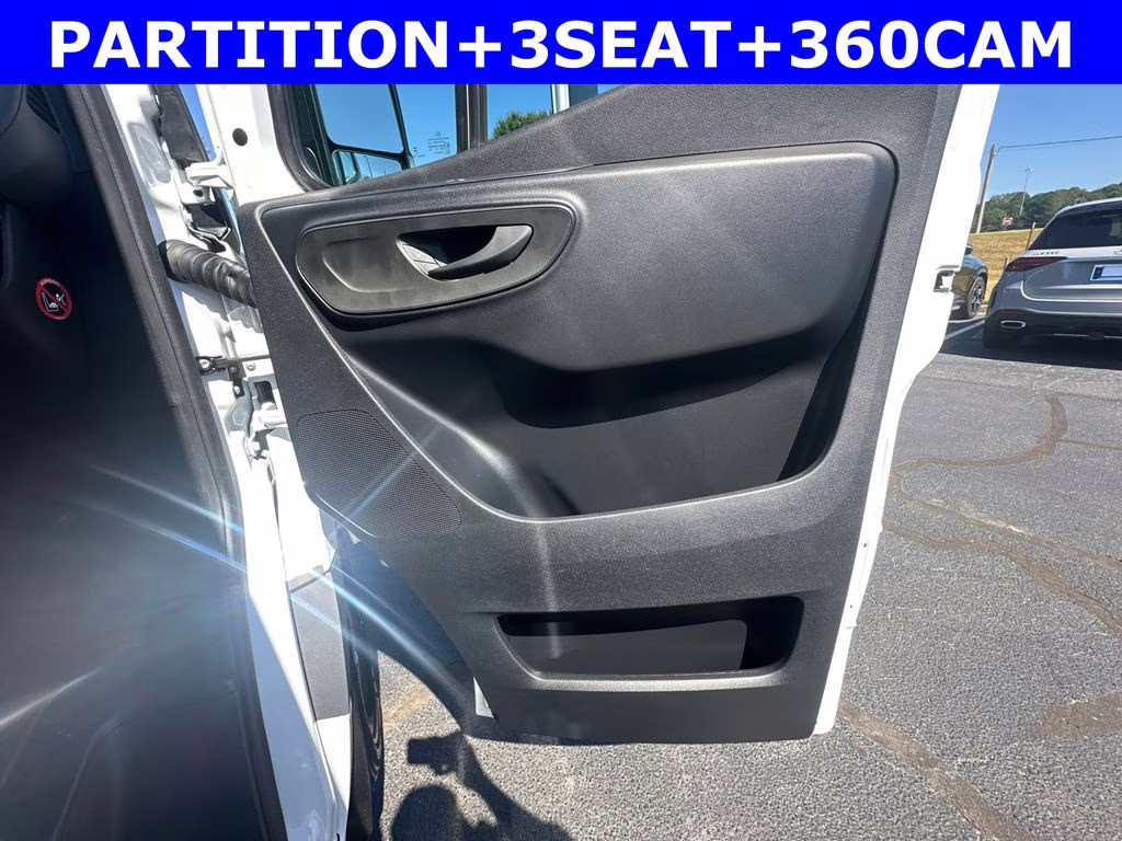 2026 Arctic Mercedes-Benz Sprinter 2500 Cargo 170 WB RWD Van