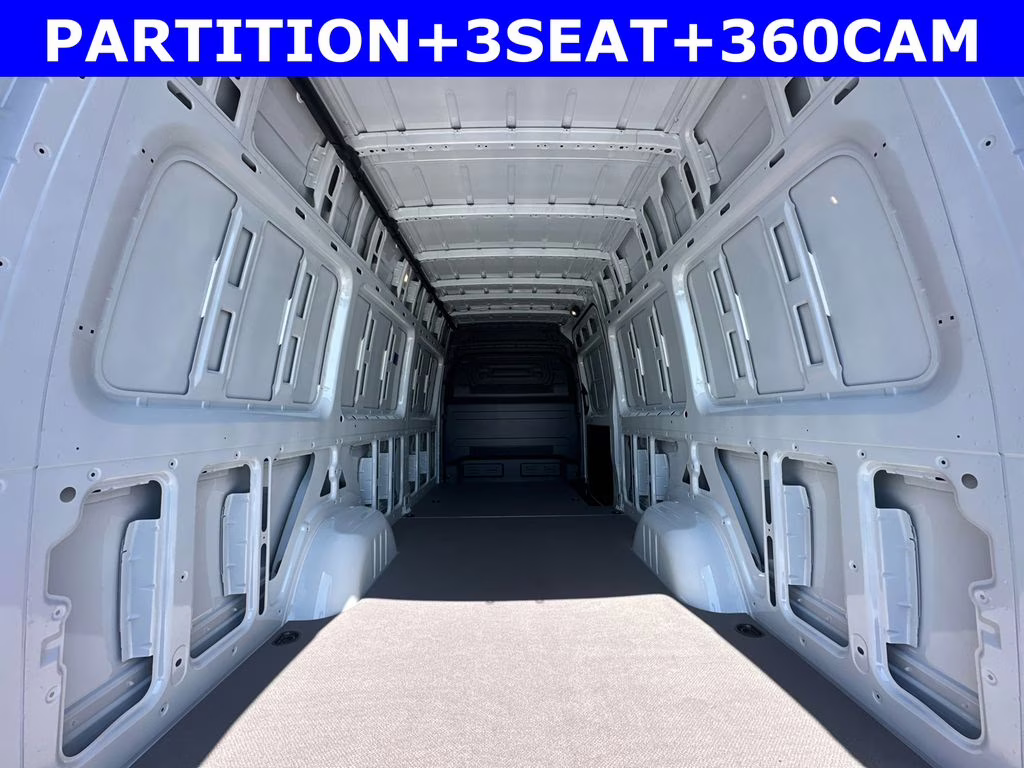 2026 Arctic Mercedes-Benz Sprinter 2500 Cargo 170 WB RWD Van