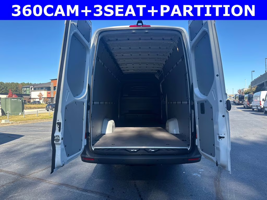 2026 Arctic Mercedes-Benz Sprinter 2500 Cargo 170 WB RWD Van