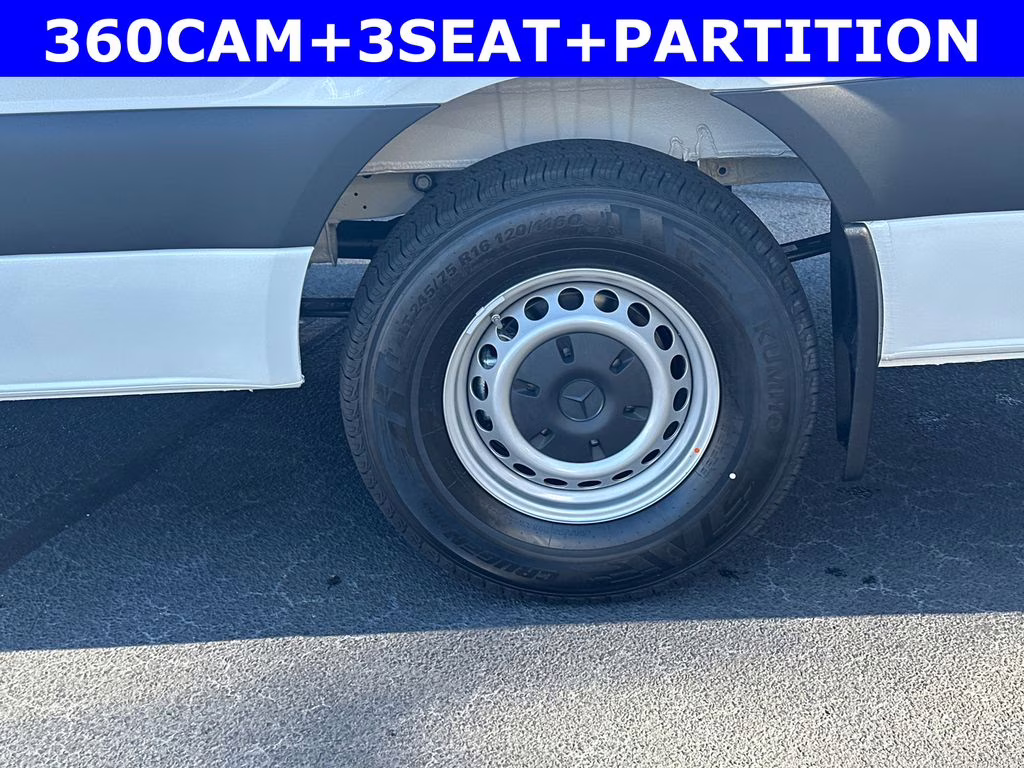 2026 Arctic Mercedes-Benz Sprinter 2500 Cargo 170 WB RWD Van
