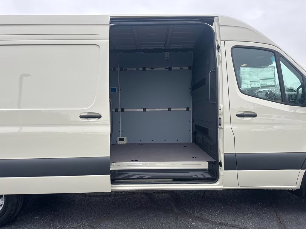 2026 Pebble Mercedes-Benz Sprinter 3500 Cargo 170 WB RWD Van