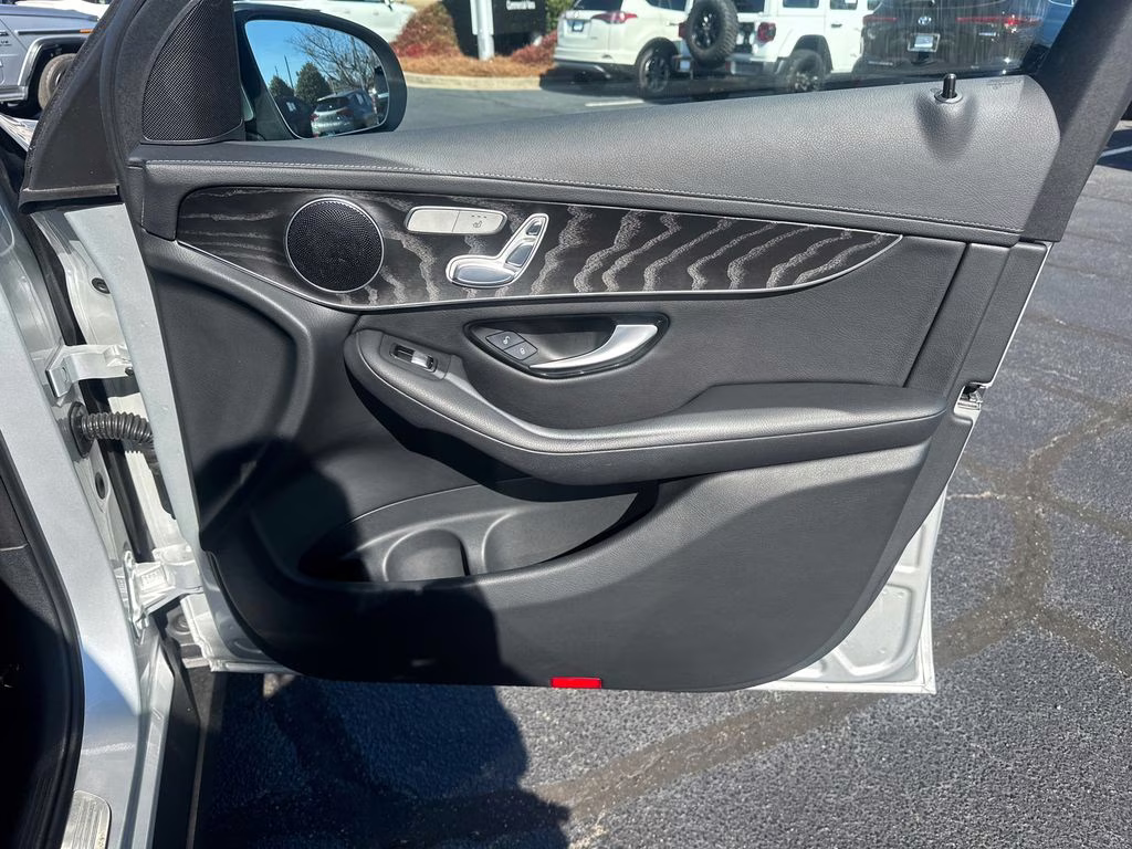 2017 Iridium Silver Metallic Mercedes-Benz GLC GLC 300 Coupe AWD SUV