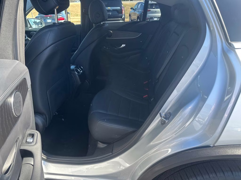 2017 Iridium Silver Metallic Mercedes-Benz GLC GLC 300 Coupe AWD SUV