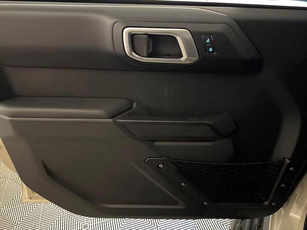 2026 Desert Sand Ford Bronco Outer Banks 4X4 SUV