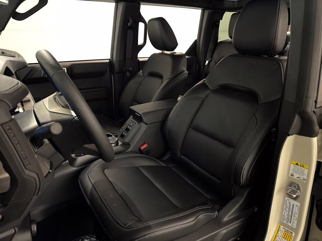 2026 Desert Sand Ford Bronco Outer Banks 4X4 SUV