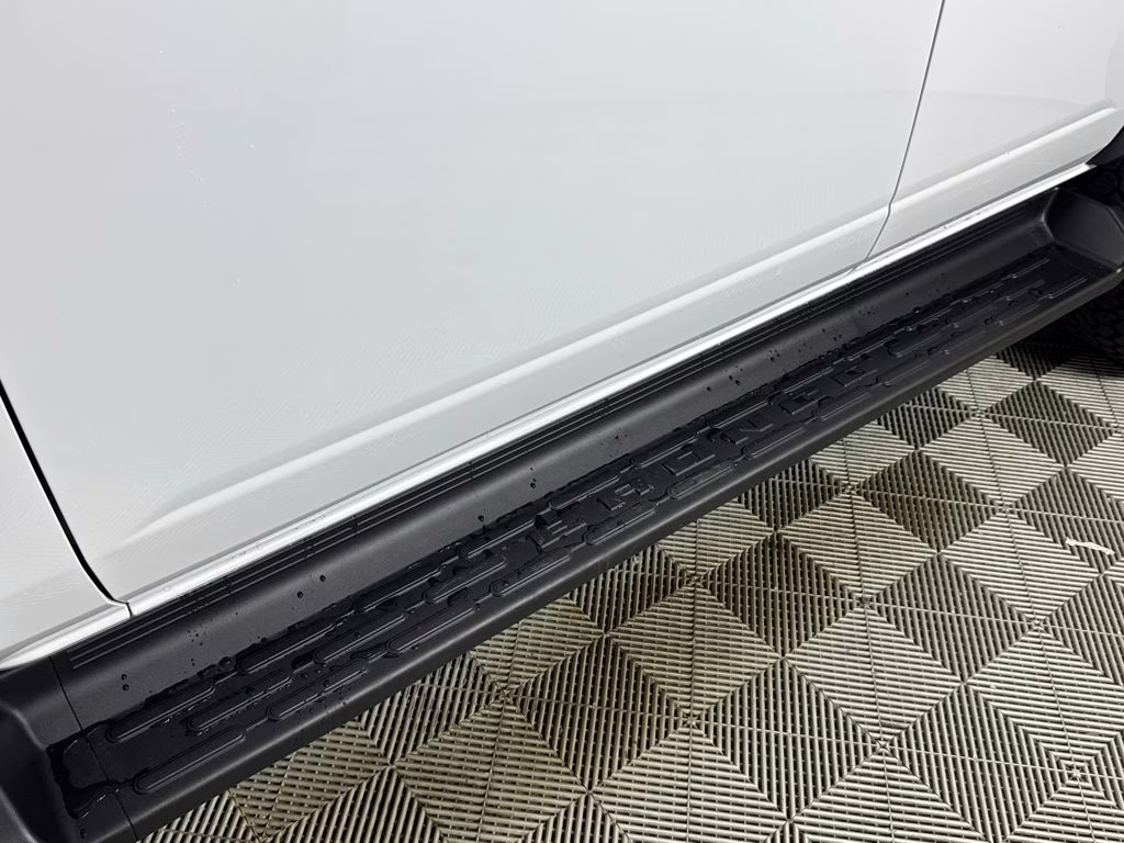 2026 Oxford White Ford Bronco Heritage Edition 4X4 SUV