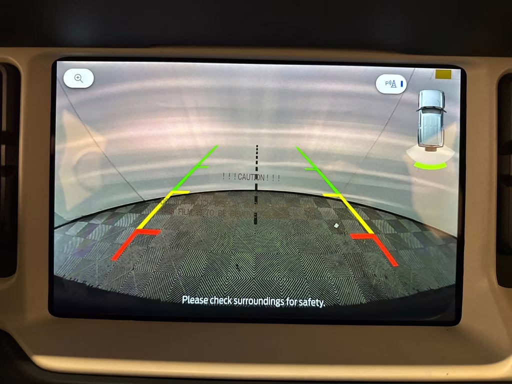 2026 Oxford White Ford Bronco Heritage Edition 4X4 SUV