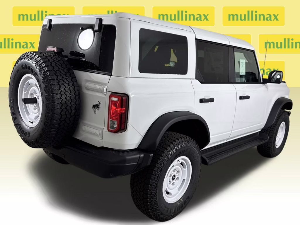 2026 Oxford White Ford Bronco Heritage Edition 4X4 SUV