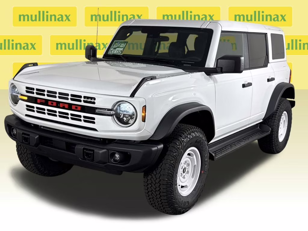 2026 Oxford White Ford Bronco Heritage Edition 4X4 SUV