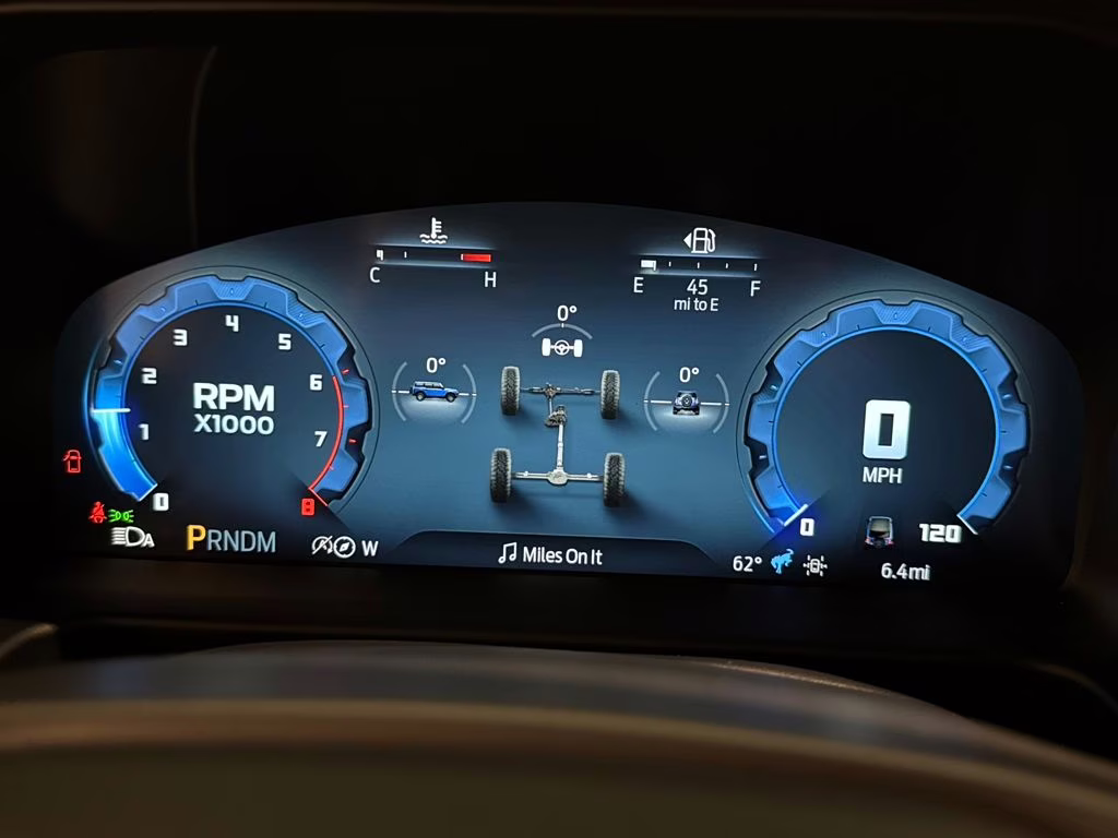 2026 Oxford White Ford Bronco Badlands 4X4 SUV