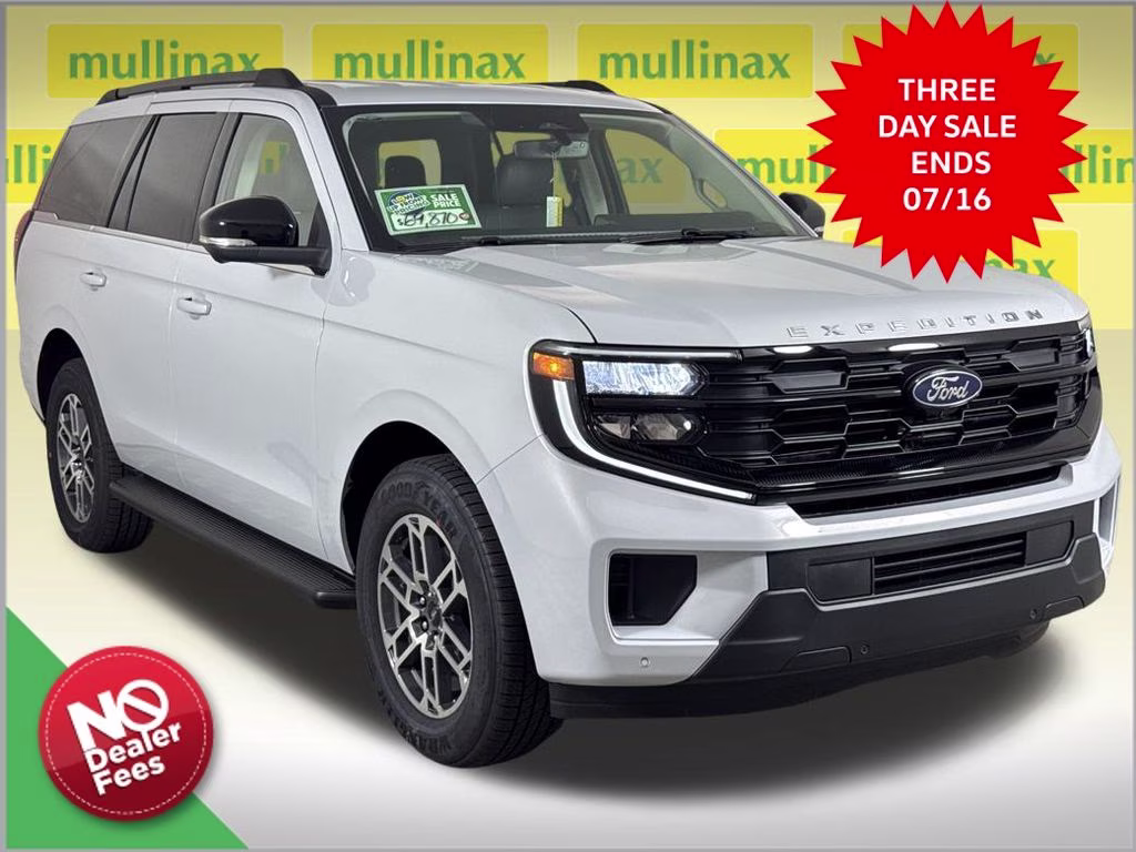 2026 Space Silver Metallic Ford Expedition Active RWD SUV