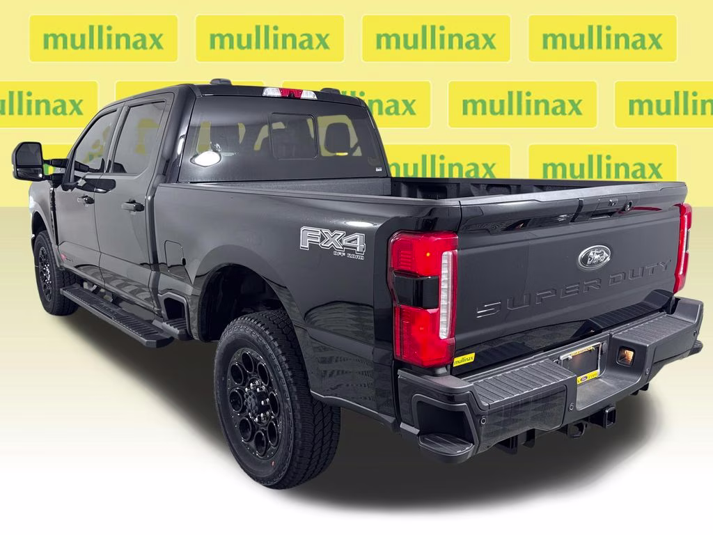 2026 Agate Black Metallic Ford Super Duty F-350 SRW Lariat 4X4 Truck