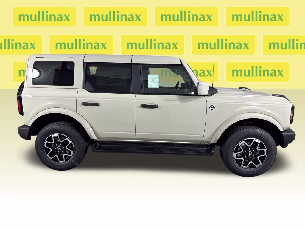 2026 Desert Sand Ford Bronco Outer Banks 4X4 SUV