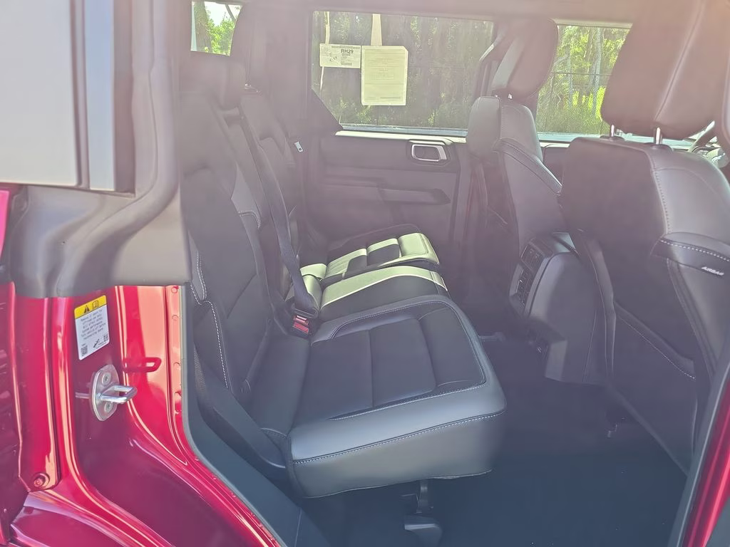 2026 Ruby Red Metallic Ford Bronco Outer Banks 4X4 SUV