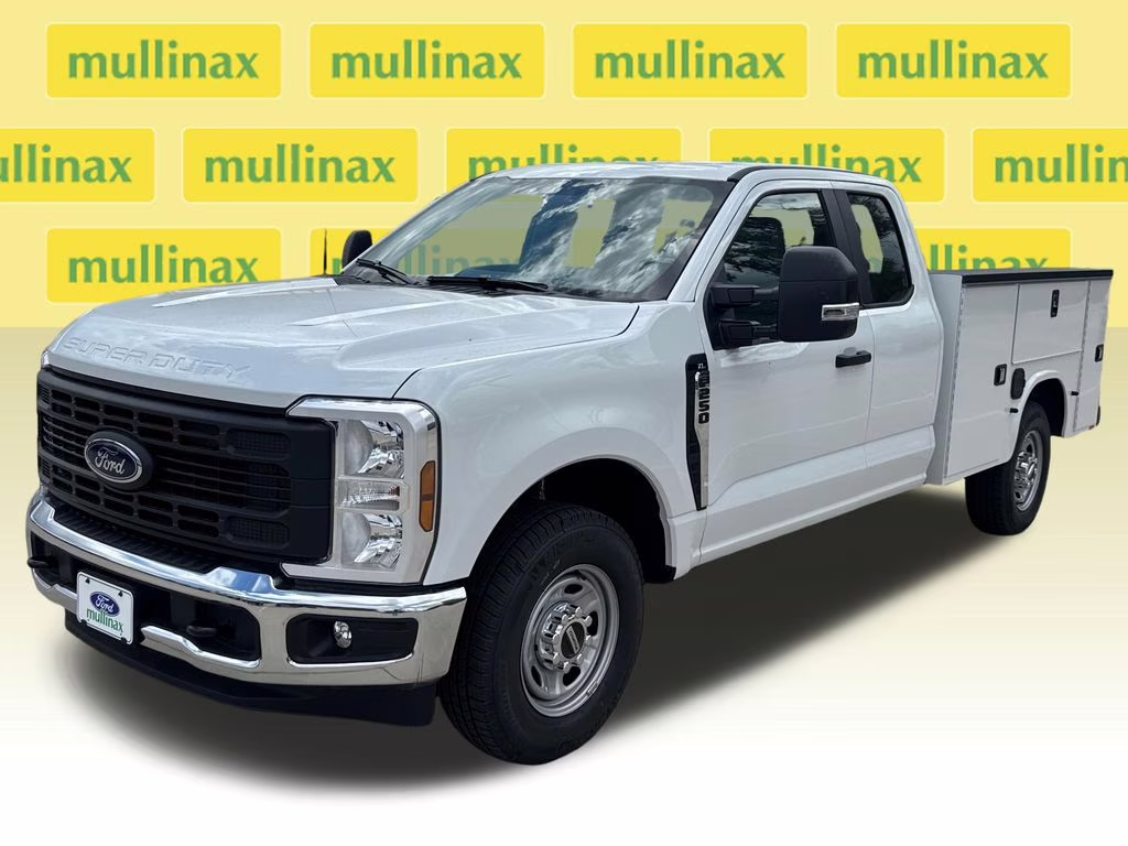 2026 Oxford White Ford Super Duty F-250 SRW XL RWD Truck