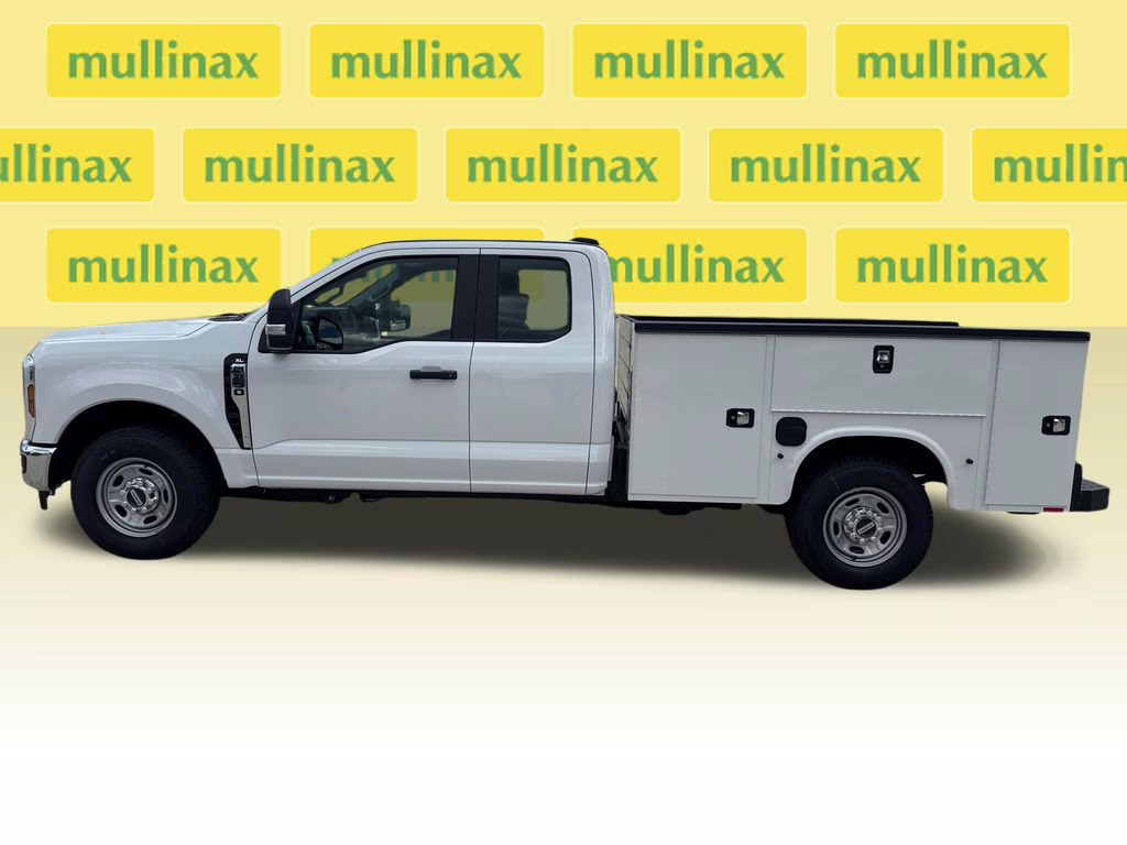 2026 Oxford White Ford Super Duty F-250 SRW XL RWD Truck