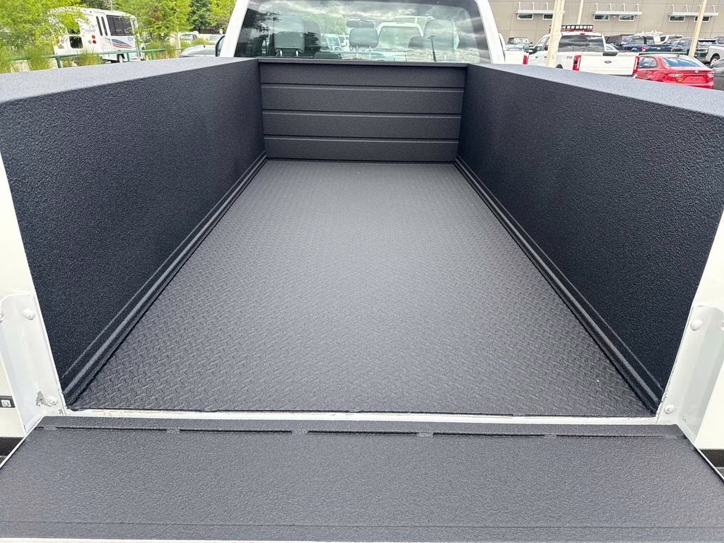 2026 Oxford White Ford Super Duty F-250 SRW XL RWD Truck