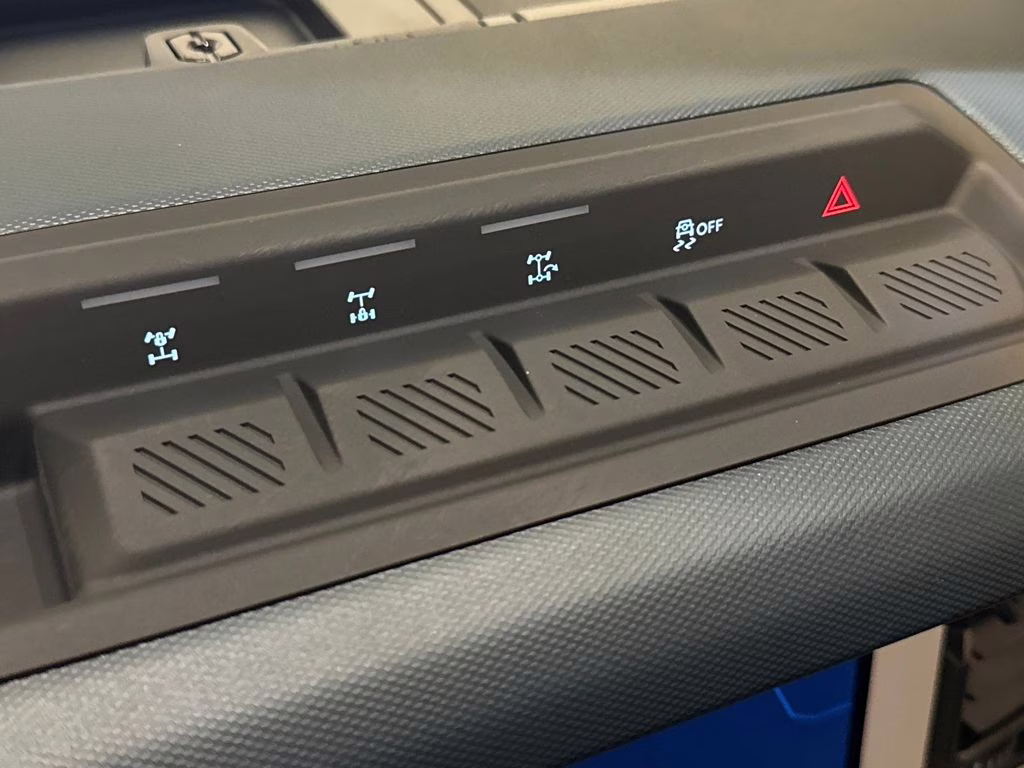 2026 Oxford White Ford Bronco Heritage Edition 4X4 SUV