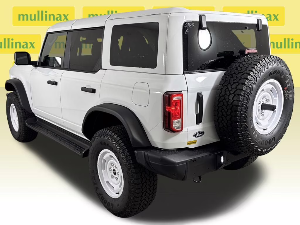 2026 Oxford White Ford Bronco Heritage Edition 4X4 SUV