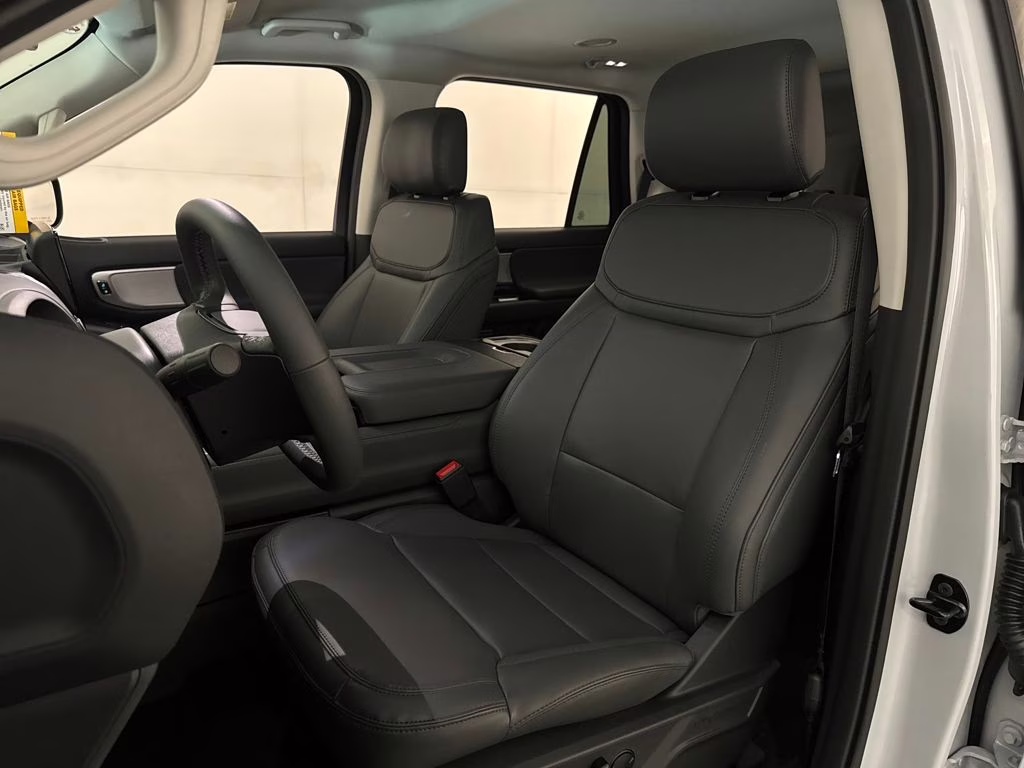 2026 Space Silver Metallic Ford Expedition Active RWD SUV