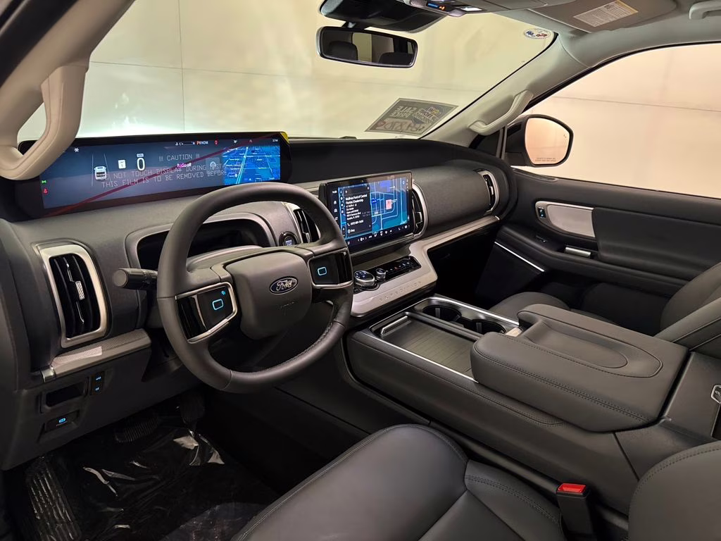 2026 Space Silver Metallic Ford Expedition Active RWD SUV